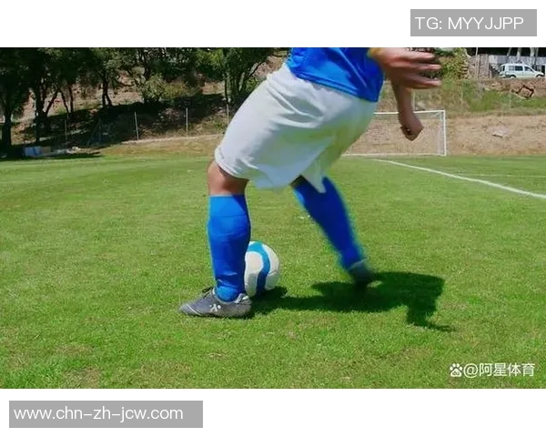 有效预防足球运动中常见伤害的实用技巧与方法分享 有效预防足球运动中常见伤害的实用技巧与方法分享